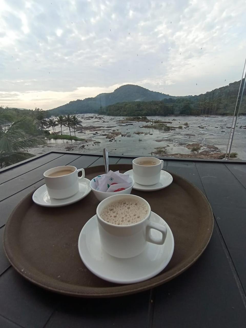 The Anchorage Athirapilly Resort Атирапалли Экстерьер фото